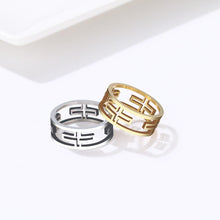 Charger l'image dans la galerie, Bague croix chrétiennes creuses - le comptoir des croix