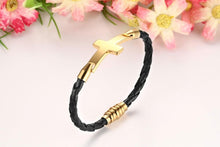 Charger l'image dans la galerie, Bracelet croix chrétienne or femme - le comptoir des croix