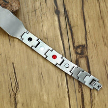 Charger l'image dans la galerie, Bracelet magnétique chevalier templier - le comptoir des croix