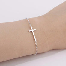 Charger l'image dans la galerie, Bracelet croix chrétienne classique - le comptoir des croix