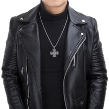 Charger l'image dans la galerie, pendentif croix templiers argent avec nœuds celtique - le comptoir des croix