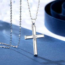 Charger l'image dans la galerie, Collier croix chrétienne argent femme - le comptoir des croix