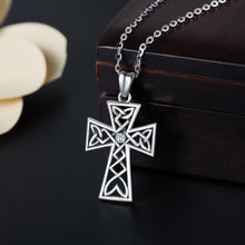 Charger l&#39;image dans la galerie, collier croix celtique irlandaise - le comptoir des croix
