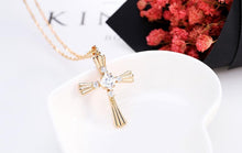 Charger l'image dans la galerie, Collier fantaisie croix or - le comptoir des croix
