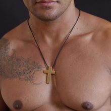 Charger l'image dans la galerie, Collier croix cordon - le comptoir des croix