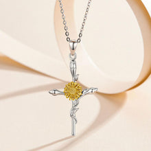 Charger l'image dans la galerie, Collier croix marguerite - le comptoir des croix