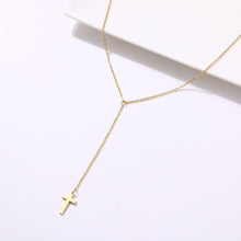 Charger l'image dans la galerie, collier ras de cou croix pendante - le comptoir des croix