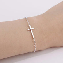 Charger l&#39;image dans la galerie, Bracelet croix chrétienne classique - le comptoir des croix
