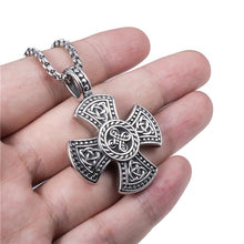 Charger l&#39;image dans la galerie, pendentif croix templiers argent avec nœuds celtique - le comptoir des croix
