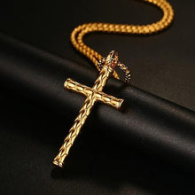Charger l&#39;image dans la galerie, collier croix écailles de dragon - le comptoir des croix
