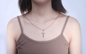 Collier pendentif croix femme or - le comptoir des croix